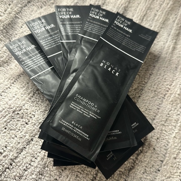 Monat Black Shampoo + Conditioner .34 ounces Sample Packs group of 10 - Picture 1 of 2